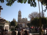 Catedral y Cruz